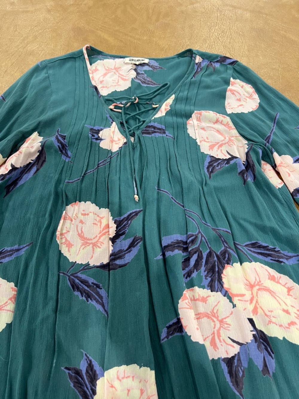 Billabong Teal Floral Lace-Up V-Neck Tunic with Pink Blooms - Picture 6 of 8